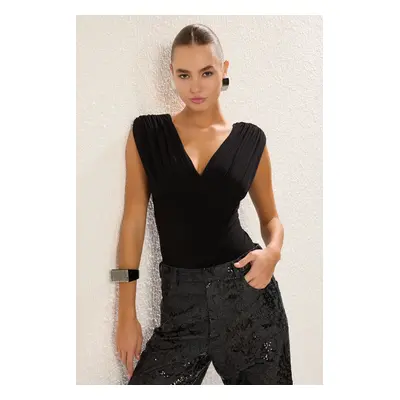 Trendyol Black V Neck Knitted