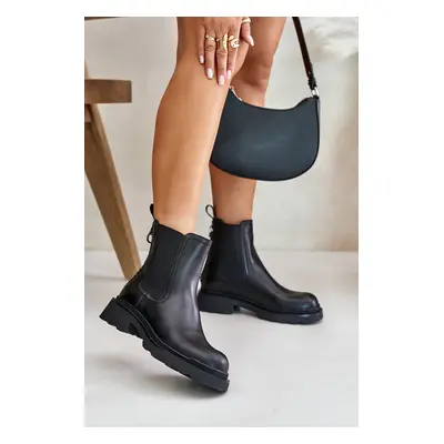 Leather ankle boots Chelsea with decorative chain insulated D&A black