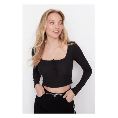 Trendyol Black Button Detailed Square Neck Fitted/Situated Ribbed Elastic Crop Knitted Blouse