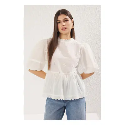 Trendyol White Cotton Embroidery Balloon Sleeve Crew Neck Woven Blouse