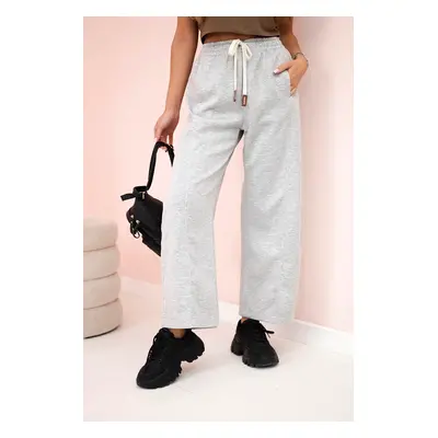 Kesi Włoski Butter trousers tied at the waist Grey melange