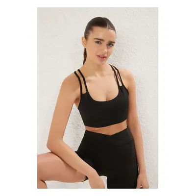 Trendyol Black Backed/Shaping Double Strapped Knitted Sports Bra