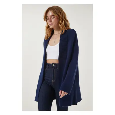 Happiness İstanbul Women's Navy Blue Pocket Thick Textured Knitwear Cardigan