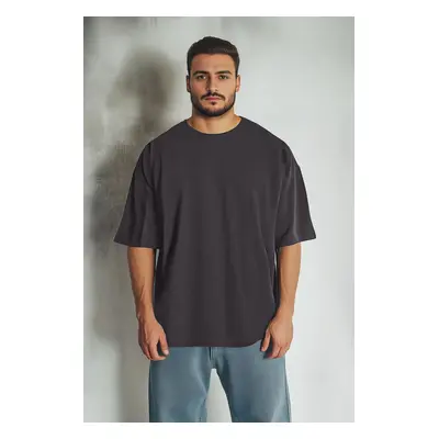 Trendyol Plus Size Basic Grey Oversize/Wide Cut Textured Wrinkle-Free Ottoman T-Shirt