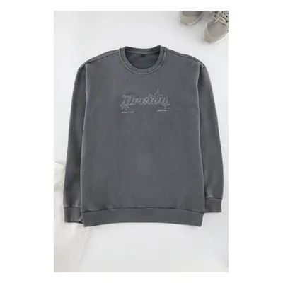 Trendyol Anthracite Oversize/Wide Cut Crew Neck Text Embroidered Faded Effect Sweatshirt