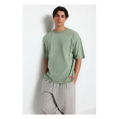 Trendyol Limited Edition Green Oversize/Wide Cut Faded Effect 100% Cotton Thick T-Shirt