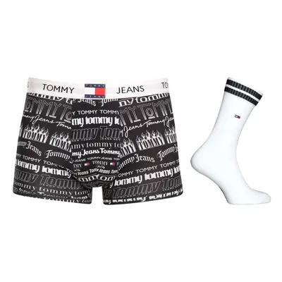 Férfi szett Tommy Hilfiger boxeralsó és zokni díszdobozban. (UM0UM02966 0SE)