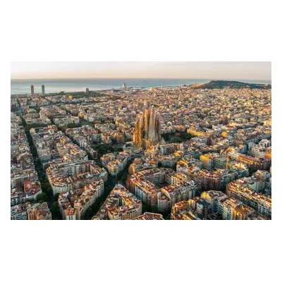 Fotográfia Sagrada Familia and Barcelona skyline at, Pol Albarrán