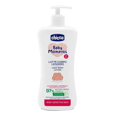 CHICCO - Baby Moments Sensitive 97 % természetes összetevőkből álló testápoló tej adagolóval 500