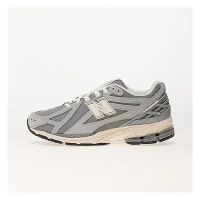 Sneakers New Balance Grey EUR