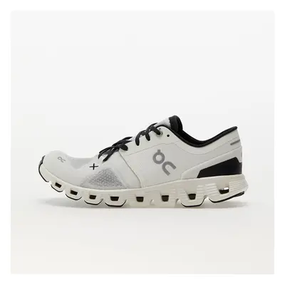 Sneakers On W Cloud X 3 White/ Black