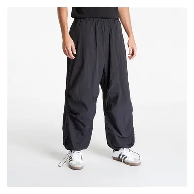 Nadrágok Urban Classics Nylon Parachute Pants Black