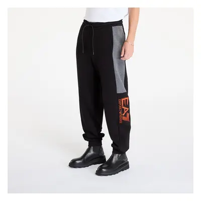 Melegítőnadrág EA7 Emporio Armani Trouser Black