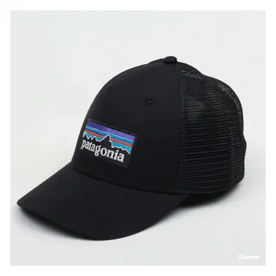 Baseball sapka Patagonia P6 Logo LoPro Trucker Hat Black