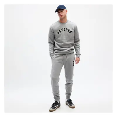 Melegítőnadrág GAP Logo Jogger Sweatpants Pilot Grey