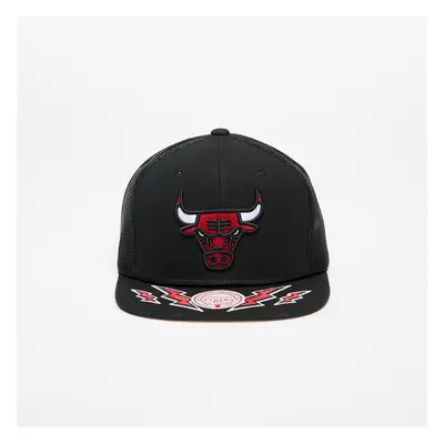 Baseball sapka Mitchell & Ness Chicago Bulls Recharge Trucker Black