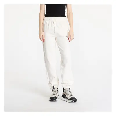 Melegítőnadrág The North Face Essential Jogger White