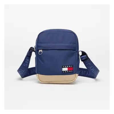 Táska Tommy Jeans Essential Daily Square Bag Blue