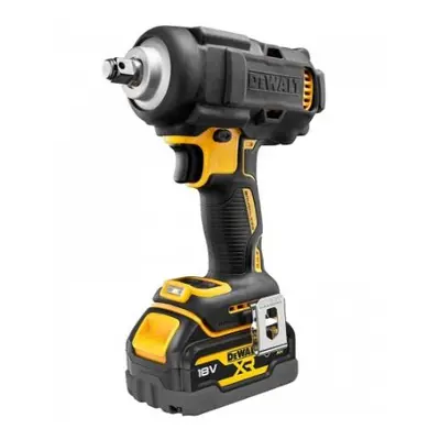 DEWALT akkus ütvecsavarozó CFN fedéllel 18V 2x5.0Ah DCF891P2G