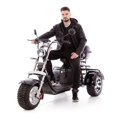 Elektromos Chopper UNIZDRAV PRO háromkerekű - erős 2000 W-os motor