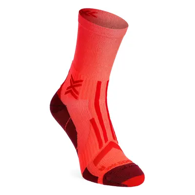 X-Socks Trailrun Perform Crew Futózokni - fluo red/namib red