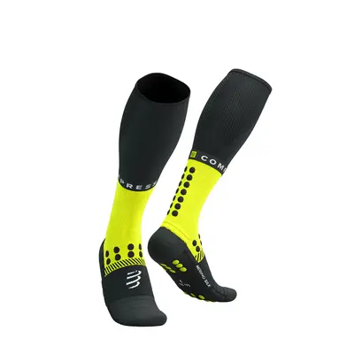 Compressport Full Socks Winter Run Futózokni - black/safe yellow