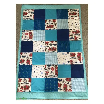 patchwork takaró járműves mintás