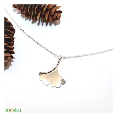 Ginkgo biloba, csiszolt, női ezüst nyaklánc, 50 cm (EGK.01)