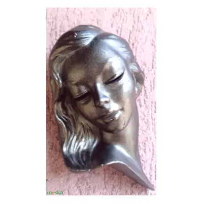 Grey Lady Art Deco Mázas, égetett kerámia dombormű, Németországból 1958