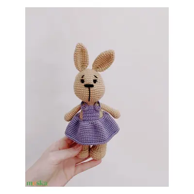 Nyuszilány amigurumi