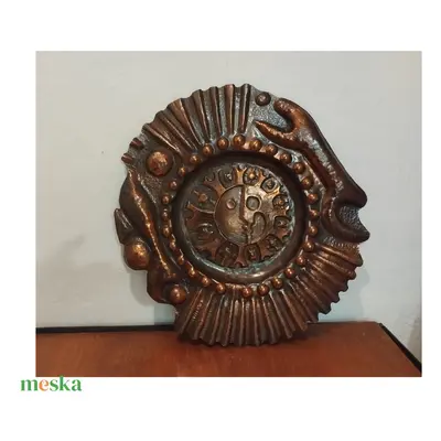 Vintage bronz falidísz, mid century bronz napkorong, bronz faldekoráció