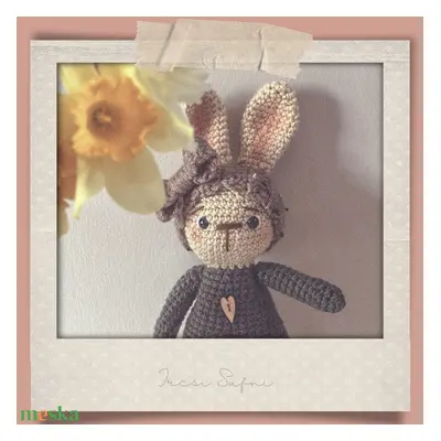 Szintike / horgolt nyuszi - amigurumi