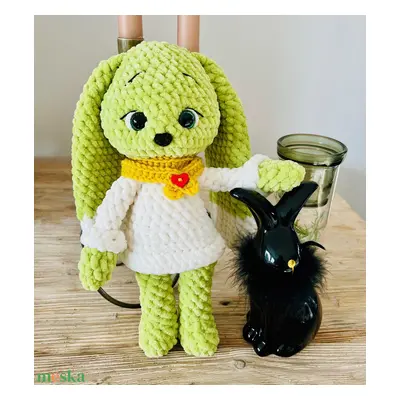 Benő nyuszi - amigurumi