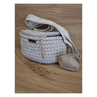 Horgolt búzaszemes crossbody