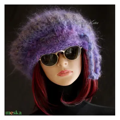 DORA / joy - extravagáns kézzel kötött chunky mohair gomba sapka, barett