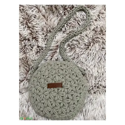 Lucia horgolt crossbody táska