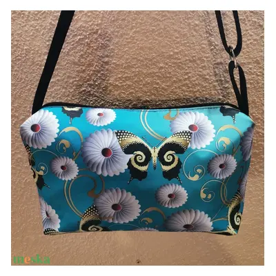 Margarétás Crossbody táska