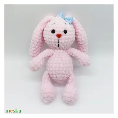 Pihe-puha rózsaszín amigurumi nyuszi