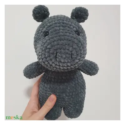 Horgolt amigurumi plüss szürke víziló