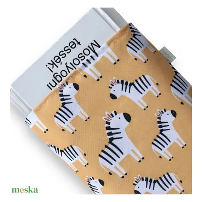 Zebra család mintás KÖNYVTOK - születésnap - Artiroka design