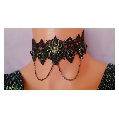 Fekete choker nyakék pók és fekete díszek Halloween