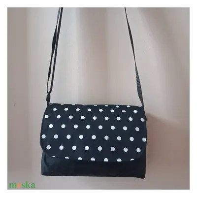 Babos crossbody táska