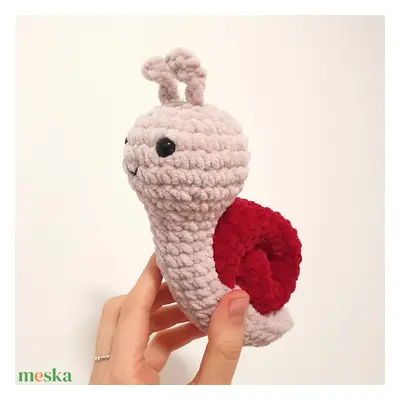 Horgolt amigurumi plüss csiga