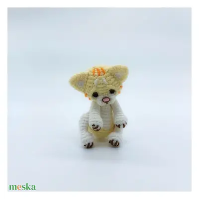 Amigurumi cica mozgatható végtagokkal