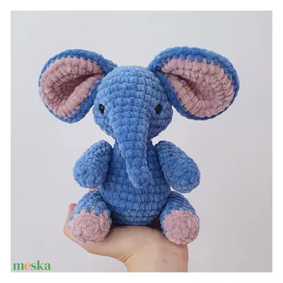 Horgolt amigurumi plüss elefánt