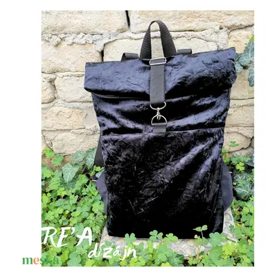 RE'A dizájn Glossy Black rolltop hátizsák – M méret