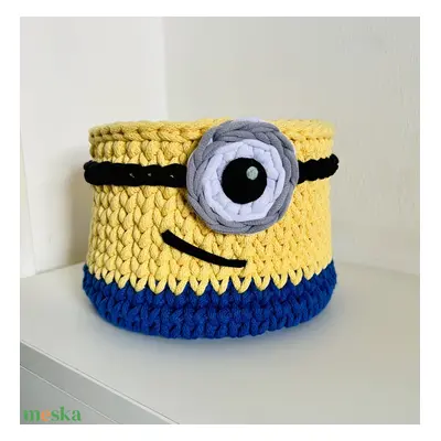 Minion horgolt tároló kosár