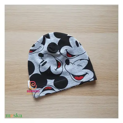 Mickey mouse beanie sapka