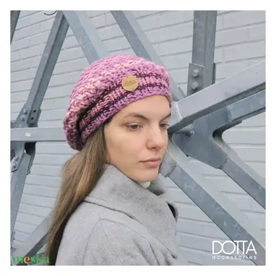 Csíkos slouchy sapka - kézzel kötött ciklámen lilás pink beret- vastag téli gyapjú tartalmú fo