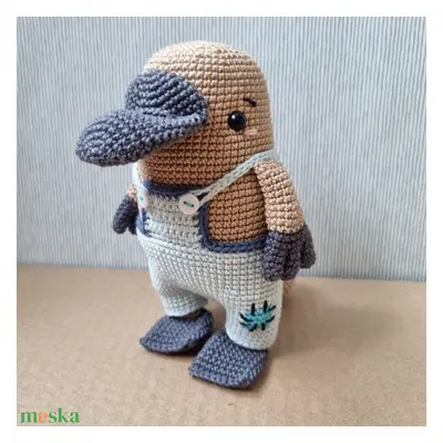 Horgolt kacsacsőrű amigurumi